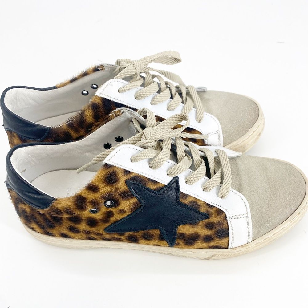 L’idea by Lori Leopard Calf Hair Star Sneakers Sz 36